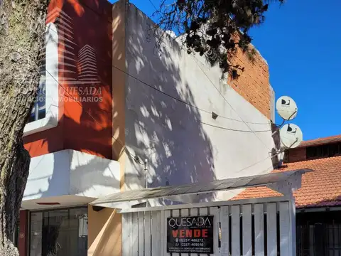 Un duplex en muy buenas condiciones a tan solo 150 mts del mar