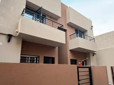 Departamentos tipo casa en ph 2 ambientes a estrenar