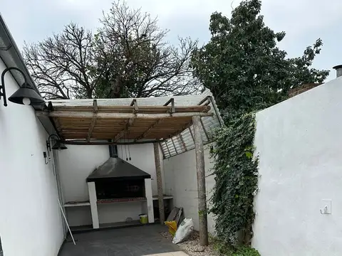 Venta ph depto jardin y parrilla escobar centro