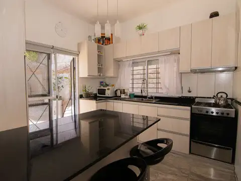 Venta ph 4 amb patio quincho cochera - tablada