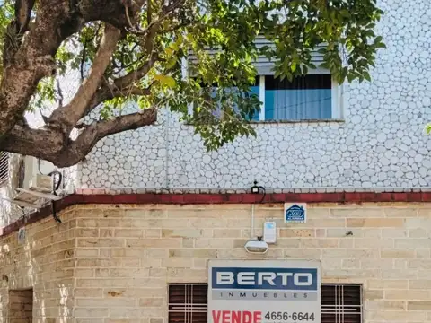 Departamento tipo casa en venta en ramos mejia sur