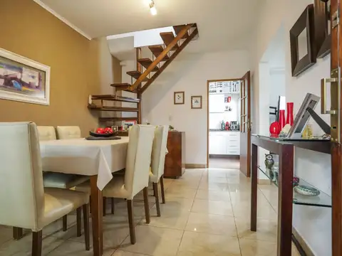 Venta ph tipo casa cochera terraza al frente