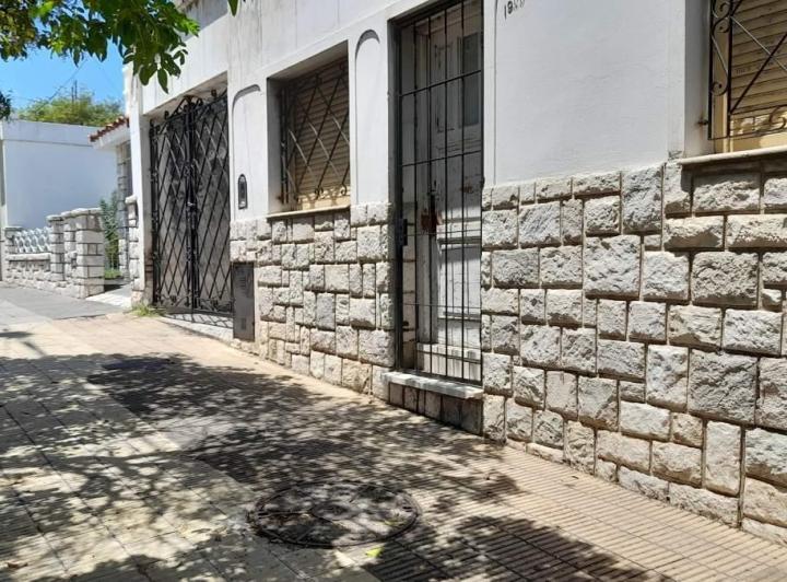 Casa · 134m² · 3 Ambientes · 4 Cocheras