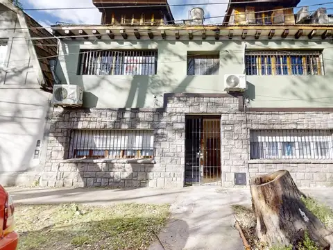 Ph en venta de 5 ambientes en vicente lópez con escritorio y terraza cerrada