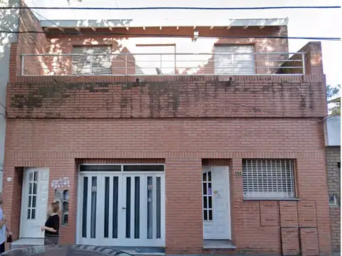 Venta 3 phs local entrada propia vicente lopez