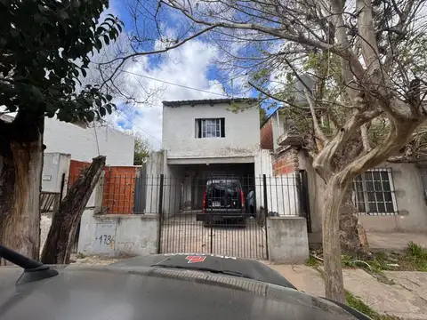 Casa en 2000 sur