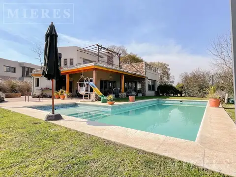 Casa en venta sobre lote al golf en haras  santa maria barrio el remanso, loma verde