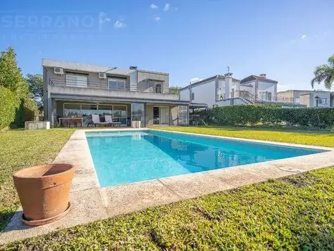 Casa en venta al golf en san isidro labrador