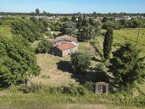 Ldo. venta casa 4 ambientes quincho galpón fracción 10 hectareas apto loteo desarrollo  zarate