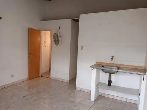 Alquiler monoambiente. la tablada