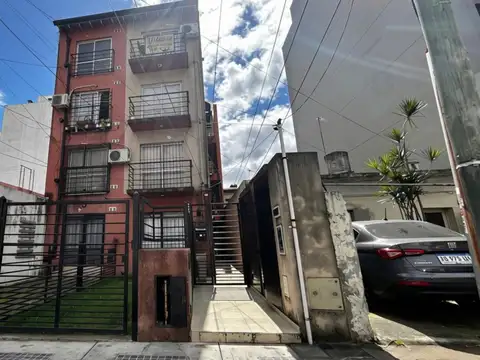 Monoambiente en alquiler en morón con gran ventanal