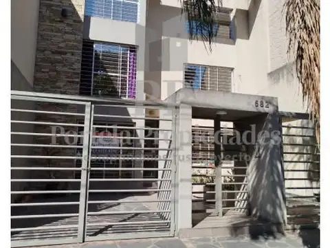 Departamento de 1 ambiente en pleno centro de moron