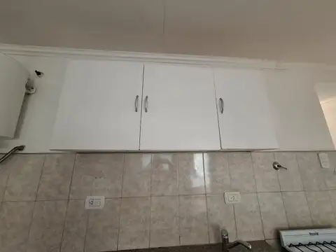 Alquilo depto de 1 dor zona uom