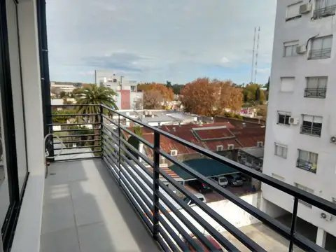 Alquila monoambiente centro de pilar apto prof.