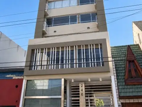 Alquiler oficina comercial amueblada en banfield