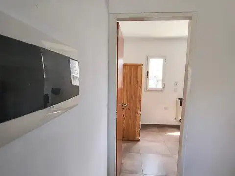Departamento de 1 dormitorio en alquiler en la plata sobre calle 64 [cod: 2852-460]