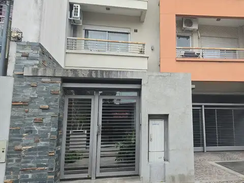 Dpto. 2 ambientes. excelente estado. muy luminoso