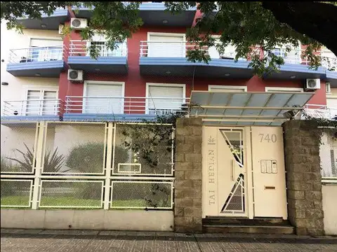 Departamento dos ambientes. morón sur