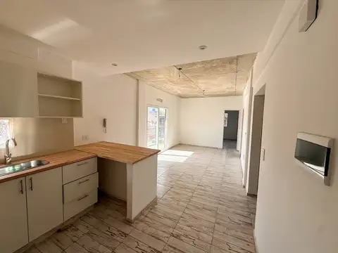 Departamento en alquiler en pilar 2 ambientes con balcón