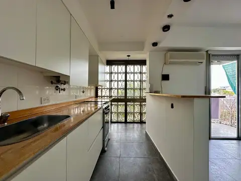 Alquiler departamento refaccionado 4 ambientes con cochera