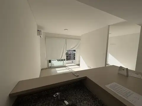 Departamento en alquiler en vicente lópez vías / maipú