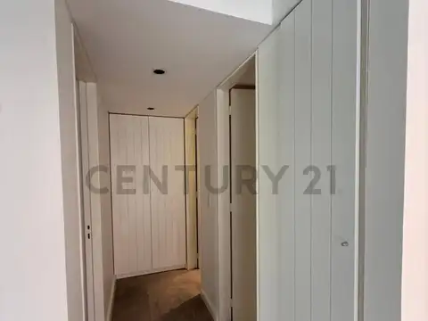 Departamento en alquiler de un dormitorio con cochera city bell