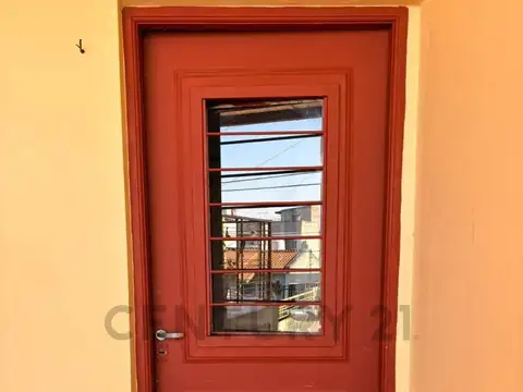 Alquiler de monoambiente en pleno centro de dominico