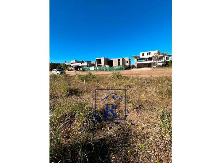 Terreno · 1000m²