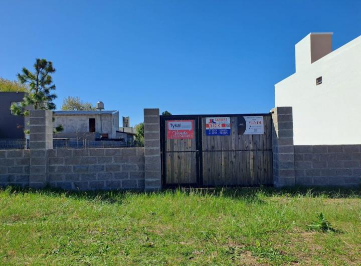 Terreno · 450m²