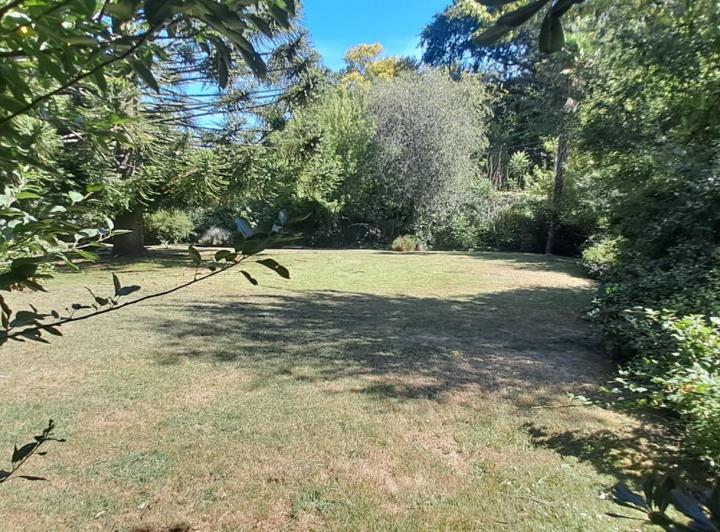 Terreno · 655m²