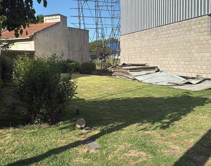 Terreno · 372m²