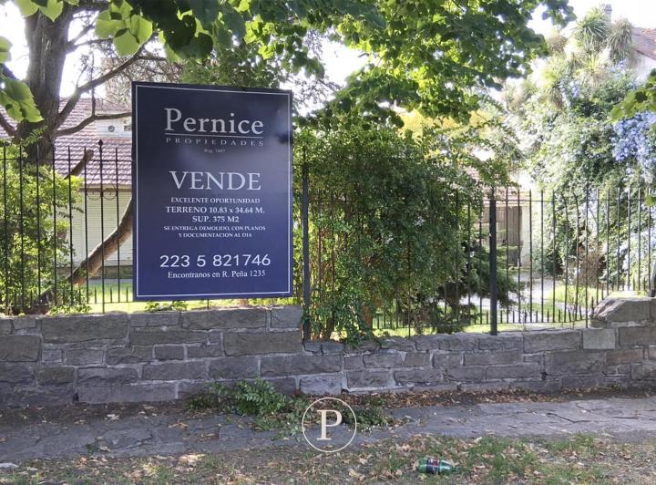 Terreno · 375m²