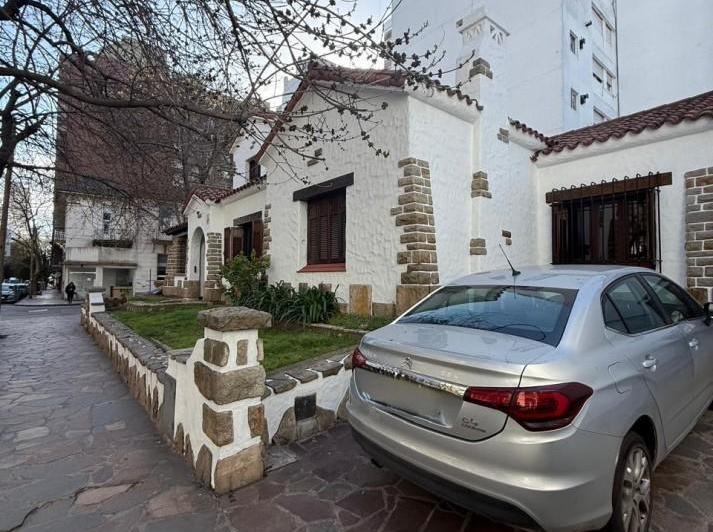 Terreno · 374m² · 1 Ambiente