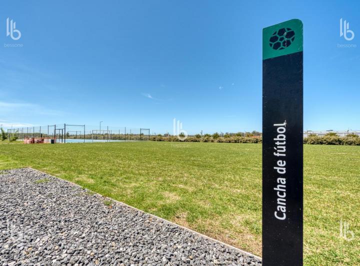 Terreno · 651m² · 1 Ambiente
