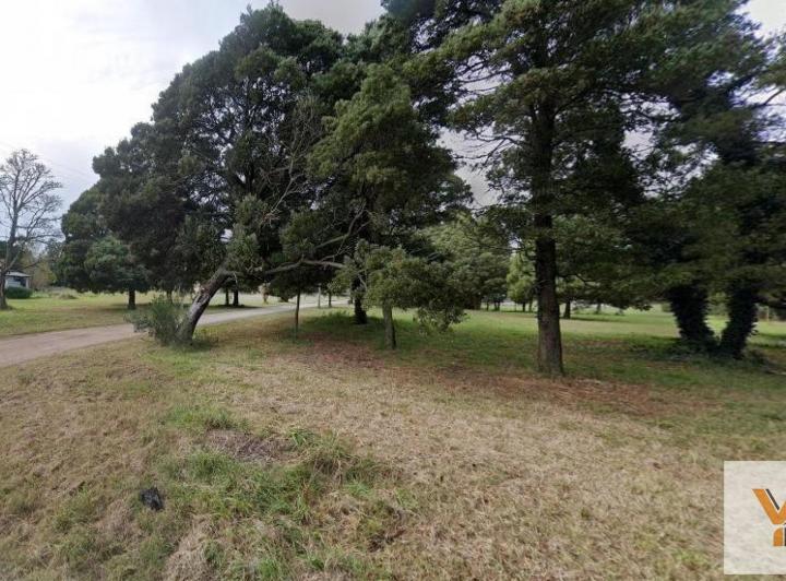 Terreno · 587m²