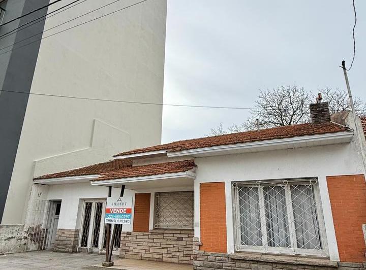 Terreno · 206m²