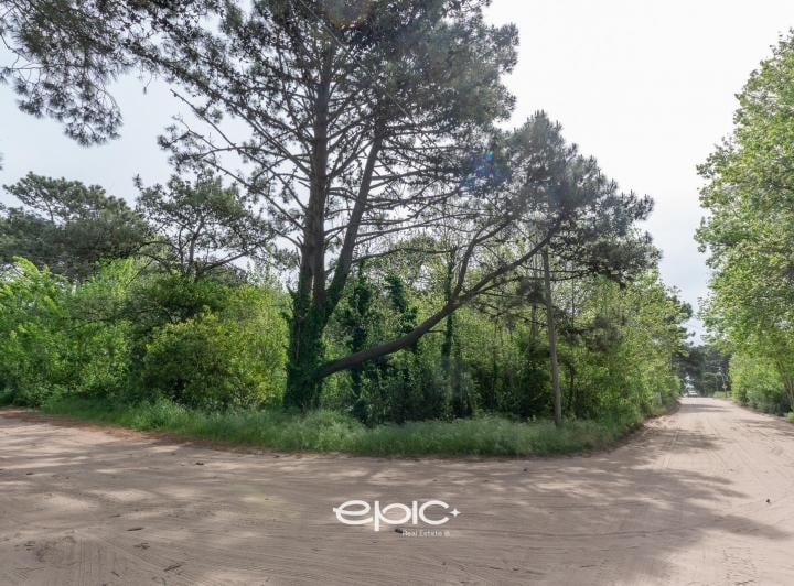 Terreno · 600m²