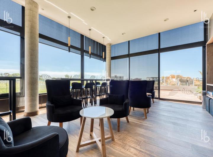 Terreno · 697m² · 1 Ambiente · 1 Cochera