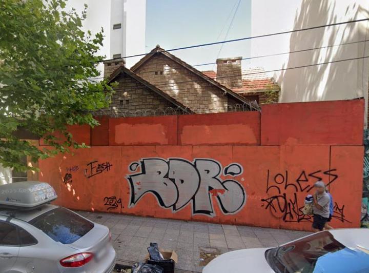 Terreno · 337m²