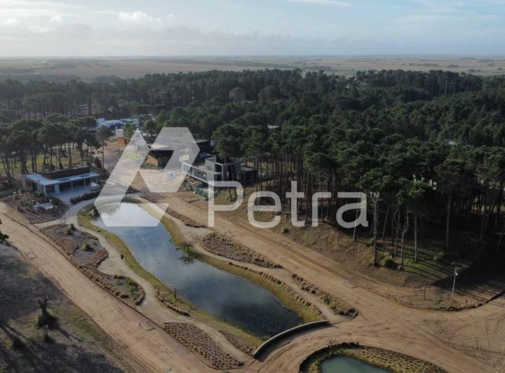 Terreno · 705m²
