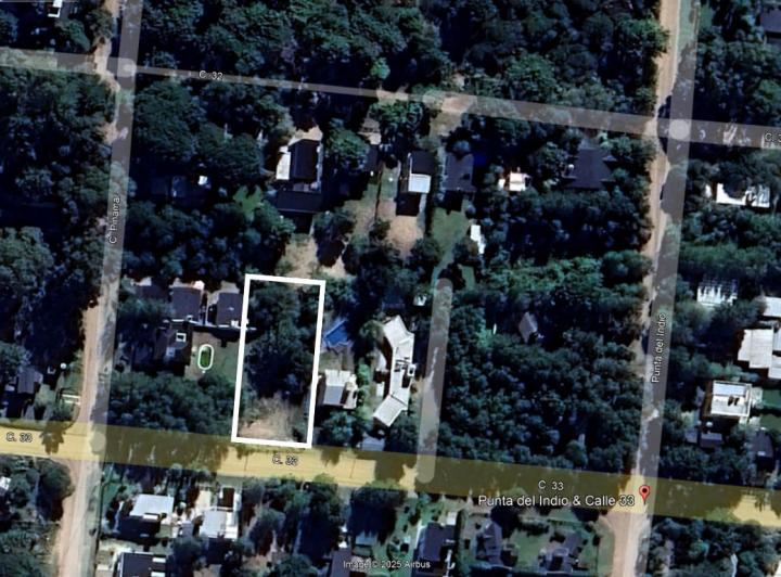 Terreno · 675m²