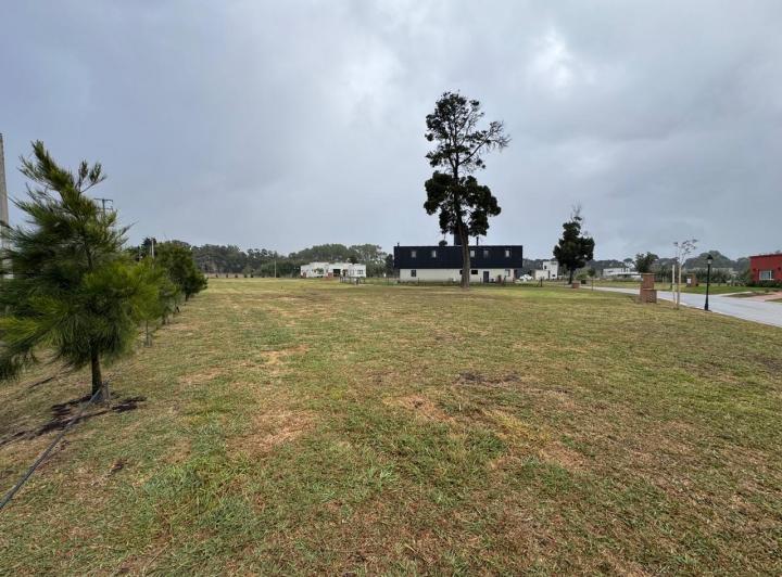 Terreno · 660m²