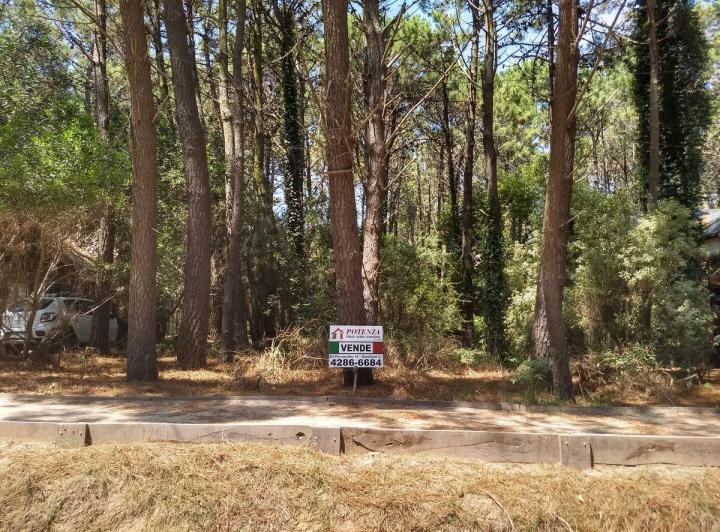 Terreno · 675m²