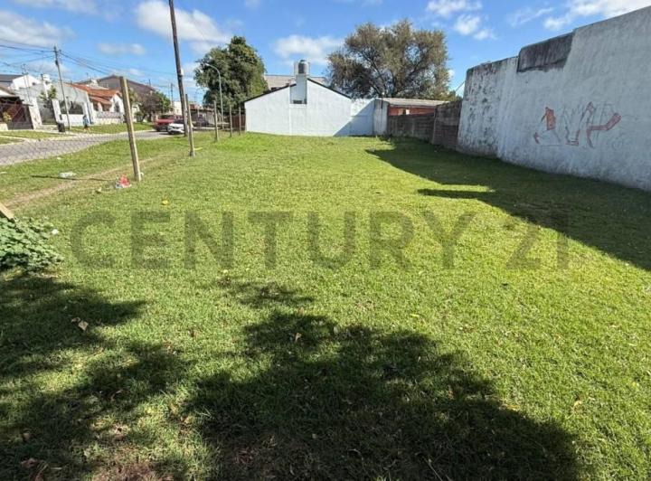 Terreno · 398m²