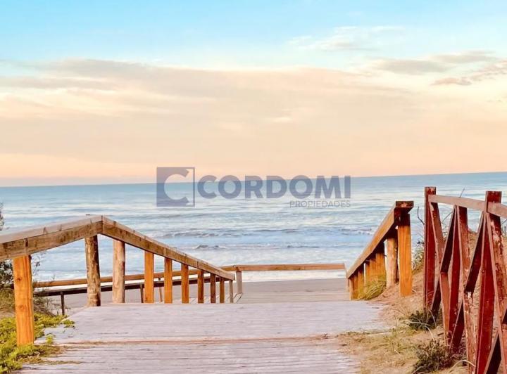 Terreno · 555m²
