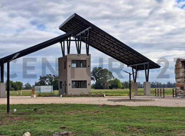 Terreno · 825m²