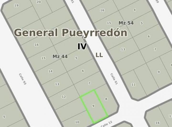 Terreno · 450m²