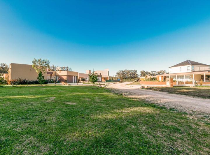 Terreno · 832m² · 1 Ambiente