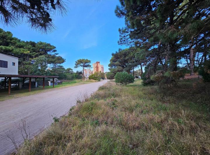 Terreno · 637m²