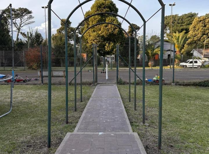 Terreno · 1300m²
